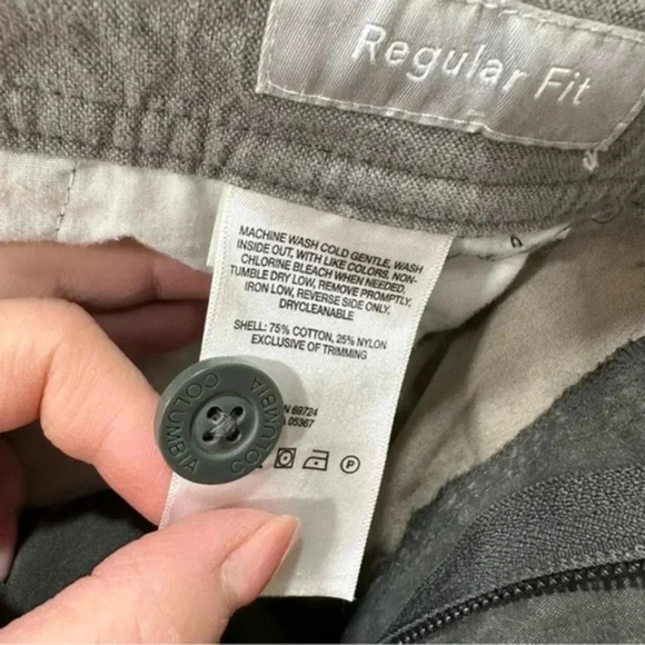 Columbia men’s gray cargo shorts 42 - Picture 12 of 13